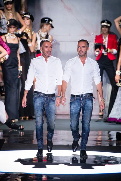 Look 31